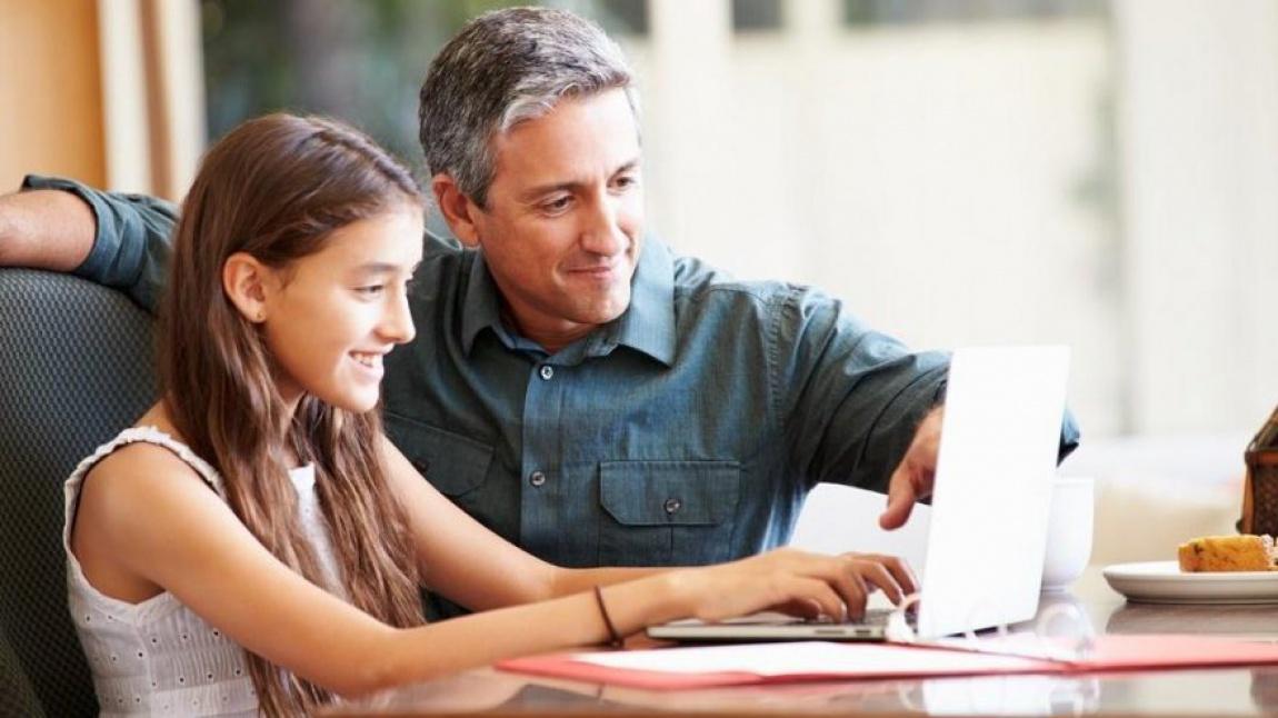 İnternet Kullanımında Çocuk ve Aile İlişkisi